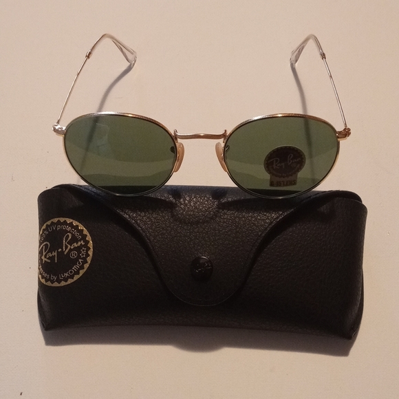 Authentics Ray-Ban 3447 Round Sunglasses. - Picture 2 of 8